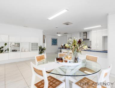 House For Sale - WA - Parmelia - 6167 - A GREAT ENTERTAINER!  (Image 2)