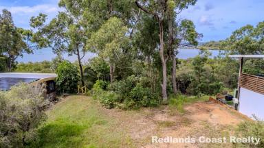Residential Block For Sale - QLD - Lamb Island - 4184 - Waterfront land 756m2 with stunning views and plenty of elevation  (Image 2)