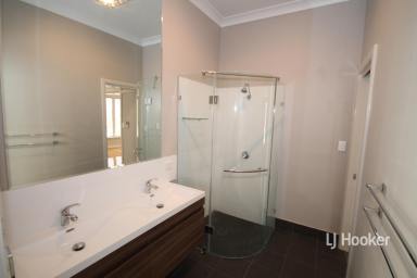 House For Lease - NSW - Inverell - 2360 - Modern Family Home in Desirable Location  (Image 2)