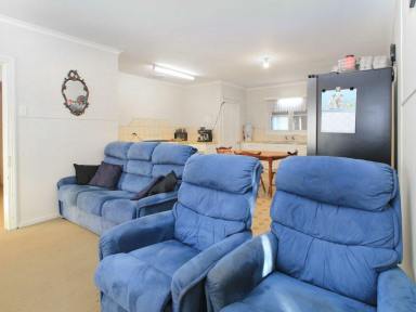 House For Sale - VIC - Bairnsdale - 3875 - CHARACTER HOME WITH POTENTIAL  (Image 2)
