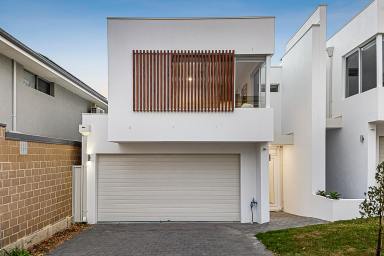 House For Sale - WA - Scarborough - 6019 - Sleek, Stylish & Brand New  (Image 2)