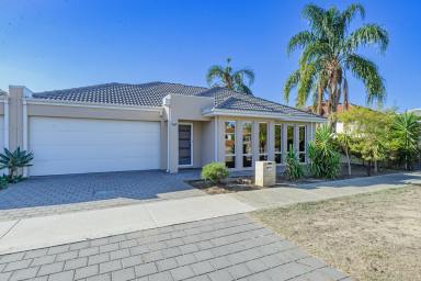 House For Sale - WA - Midland - 6056 - Strata free Villa in Prime Midland Location  (Image 2)