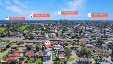 House For Sale - WA - Wilson - 6107 - Private Luxury in a Premium Position  (Image 2)