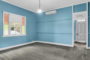 House For Lease - QLD - Newtown - 4350 - Beautiful 1919 built Queenslander  (Image 2)