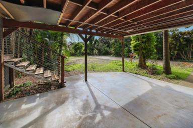 House For Sale - QLD - Cooroy - 4563 - Rare Opportunity Potential - Adjoining Sites Zoned Medium Impact  (Image 2)