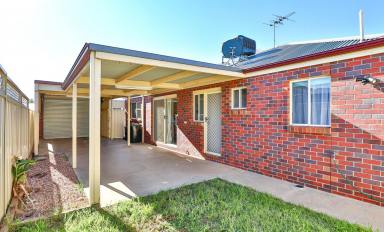 Townhouse For Sale - VIC - Red Cliffs - 3496 - THE PERFECT STEP IN, SCALE DOWN OR INVEST  (Image 2)