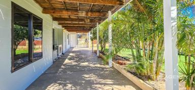 House For Sale - WA - Kalbarri - 6536 - Fantastic Corner Location  (Image 2)