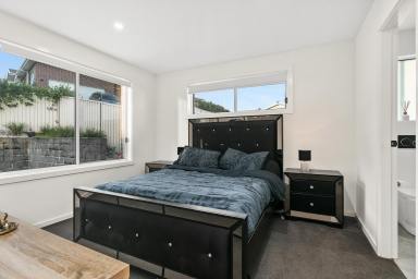 Townhouse Sold - NSW - Lake Heights - 2502 - Lake and Ocean Views  (Image 2)