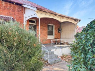 Block of Units For Sale - NSW - Narrandera - 2700 - RELEASE THE POTENTIAL  (Image 2)