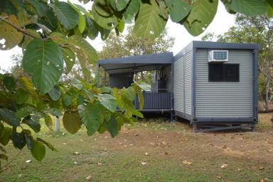 House For Sale - NT - Dundee Beach - 0840 - Dundee Beach  (Image 2)