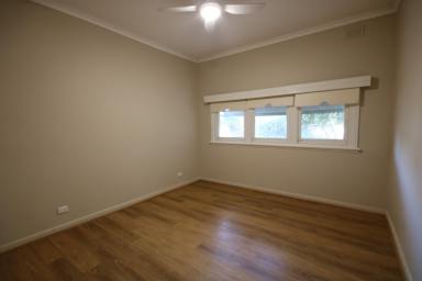 House For Sale - VIC - Rochester - 3561 - CHARMING COTTAGE ON SPRAWLING BLOCK  (Image 2)