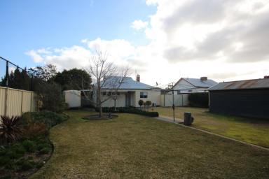 House For Sale - VIC - Rochester - 3561 - CHARMING COTTAGE ON SPRAWLING BLOCK  (Image 2)