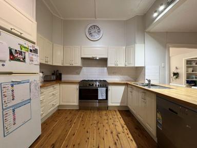 House For Sale - NSW - Walgett - 2832 - Spacious 4 Bedroom Family Home  (Image 2)
