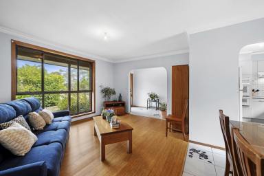 House For Sale - VIC - Gordon - 3345 - DREAM HOBBY FARM ON 12.6 ACRES  (Image 2)