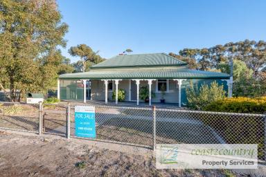 House For Sale - SA - Meningie - 5264 - Charming Cottage  (Image 2)