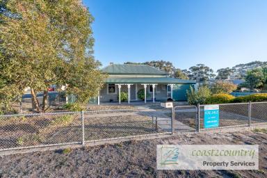 House For Sale - SA - Meningie - 5264 - Charming Cottage  (Image 2)