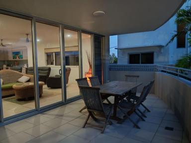 Apartment For Lease - QLD - Mackay Harbour - 4740 - Large open plan apartment fully furnished.  (Image 2)