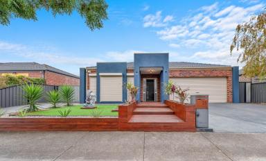 House For Sale - VIC - Derrimut - 3026 - A beautifully designed family residence is currently available for prospective buyers in the affluent Derrimut suburb.  (Image 2)