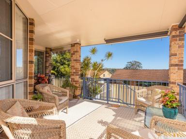 House For Sale - NSW - Old Bar - 2430 - COASTAL COMFORT IN QUIET STREET  (Image 2)