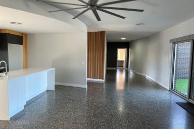House For Lease - VIC - Bairnsdale - 3875 - YOUR DREAM HOME AWAITS IN WY YUNG  (Image 2)