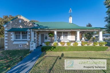 House For Sale - SA - Meningie - 5264 - Stunning 1920s Stone Home on Large Corner Allotment  (Image 2)