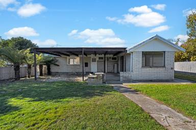 House For Sale - TAS - Beaconsfield - 7270 - Family Home in Beaconsfield!  (Image 2)