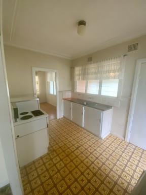 House For Lease - NSW - Tamworth - 2340 - THREE BEDROOM HOME IN NORTH TAMWORTH  (Image 2)
