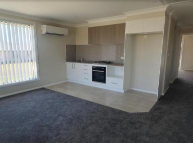 House For Lease - NSW - Tamworth - 2340 - LOW MAINTENANCE LIVING  (Image 2)