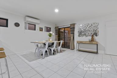 House For Sale - WA - Westminster - 6061 - STREET FRONT, STAND ALONE, PARKSIDE STUNNER!  (Image 2)