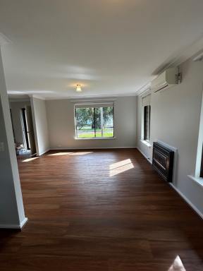 House For Lease - WA - Glendalough - 6016 - $900 per week - Perfect location - Well presented home  (Image 2)