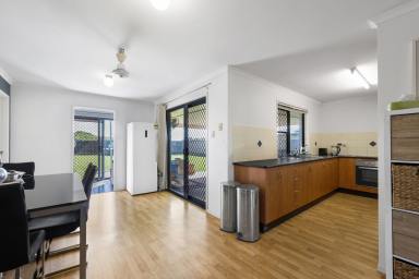 House For Sale - QLD - Mount Pleasant - 4740 - PERFECT ENTRY LEVEL 1ST HOME OR INVESTMENT  (Image 2)