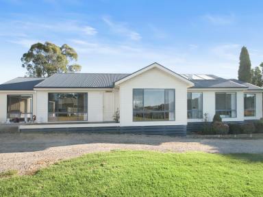House For Sale - VIC - Nicholson - 3882 - CLOSE TO THE NICHOLSON RIVER  (Image 2)