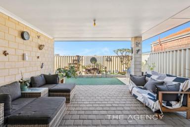 House For Sale - WA - Ridgewood - 6030 - What a Cutie!  (Image 2)