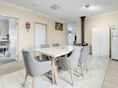 House For Sale - NSW - Young - 2594 - Great Investment Opportunity or Perfect First Home  (Image 2)