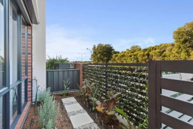 Townhouse For Sale - WA - Midvale - 6056 - Why build and wait !  (Image 2)
