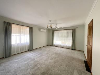 Unit For Lease - VIC - Kerang - 3579 - Charming 2-bedroom Unit  (Image 2)