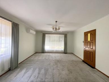 Unit For Lease - VIC - Kerang - 3579 - Charming 2-bedroom Unit  (Image 2)