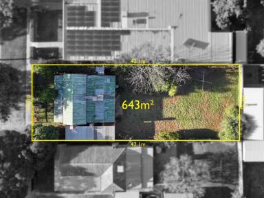House For Sale - VIC - Mildura - 3500 - WHAT A LOCATION  (Image 2)