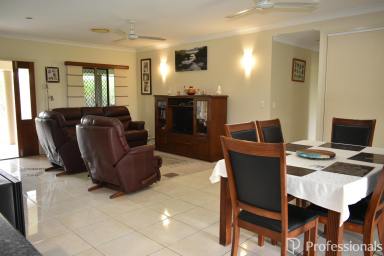 Cropping For Sale - QLD - Sunnyside - 4737 - 50 Acres of Lifestyle Rural Property with a Great Income!  (Image 2)