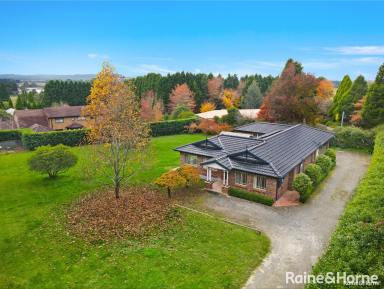 House For Sale - NSW - Moss Vale - 2577 - Spacious Family Living on 2,803sqm with Self-Contained Granny Flat  (Image 2)