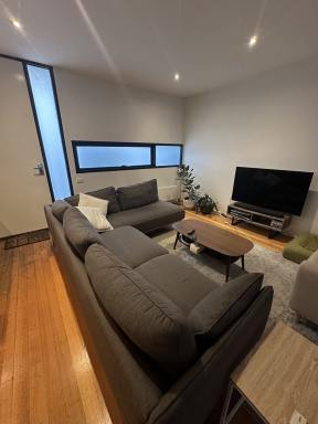 Apartment Leased - VIC - Fitzroy - 3065 - INNER CITY LIVING AT ITS BEST!  (Image 2)