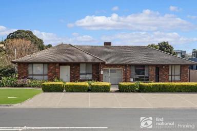 Office(s) For Lease - VIC - Cranbourne - 3977 - High Exposure location  (Image 2)