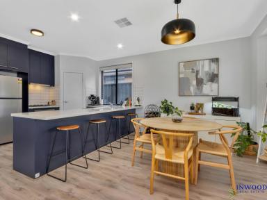 House For Sale - SA - Gawler East - 5118 - Exquisitely presented new turn-key home. Quality and comfort on every measure.  (Image 2)