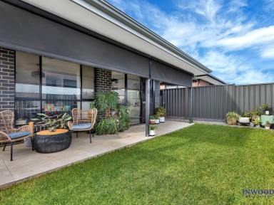 House For Sale - SA - Gawler East - 5118 - Exquisitely presented new turn-key home. Quality and comfort on every measure.  (Image 2)