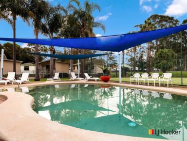 House For Sale - NSW - Sunshine Bay - 2536 - The Perfect Holiday Cabin (Sleeps 7) ! - Pleasurelea Tourist Resort, Sunshine Bay  (Image 2)
