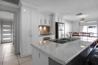 House For Sale - VIC - Mildura - 3500 - A Great Place to Start - or Invest  (Image 2)