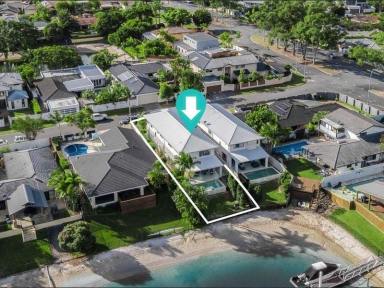 House For Lease - QLD - Broadbeach Waters - 4218 - Modern & Spacious Waterfront Home  (Image 2)
