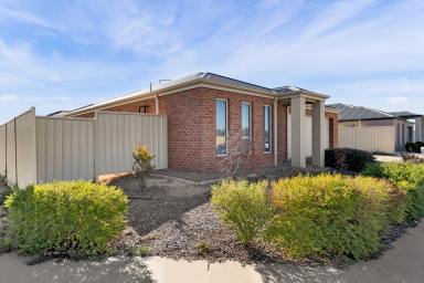 House For Sale - VIC - Mildura - 3500 - Wonderful Investment Opportunity  (Image 2)