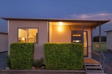 House For Lease - QLD - Lowood - 4311 - Home for Rent... NO BOND... NO LOCK IN LEASE/CONTRACT... 40+ Living  (Image 2)