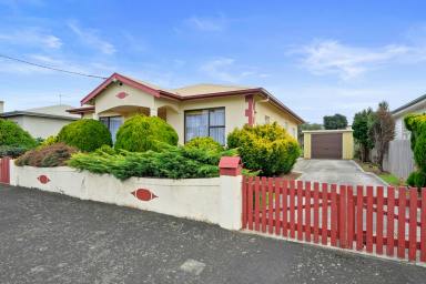 House For Sale - TAS - Cooee - 7320 - Old Bones, Big Potential in Cooee  (Image 2)